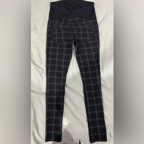 Black /white maternity pants! Super cute! - Picture 5 of 8